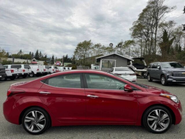 Красный Хендай Элантра, объемом двигателя 1.8 л и пробегом 80 тыс. км за 7200 $, фото 3 на Automoto.ua