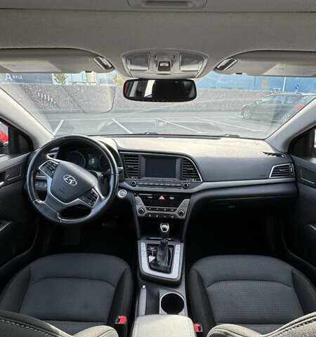 Хендай Элантра 2016 в Киеве на Automoto.ua Красный Хендай Элантра, объемом двигателя 2 л и пробегом 85 тыс. км за 12900 $, фото 22 на Automoto.ua