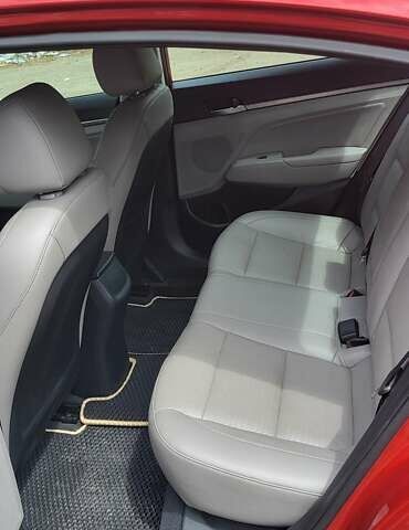 Красный Хендай Элантра, объемом двигателя 2 л и пробегом 69 тыс. км за 12000 $, фото 8 на Automoto.ua