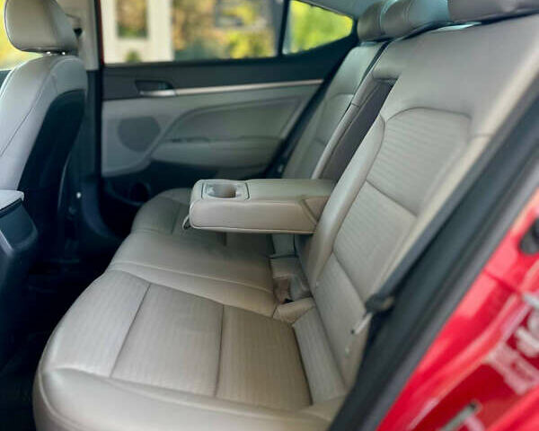 Хендай Элантра 2016 в Днепре (Днепропетровске) на Automoto.ua Красный Хендай Элантра, объемом двигателя 2 л и пробегом 184 тыс. км за 11599 $, фото 13 на Automoto.ua