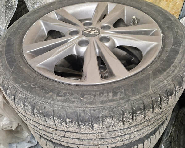 Червоний Хендай Елантра, об'ємом двигуна 1.59 л та пробігом 91 тис. км за 13000 $, фото 11 на Automoto.ua