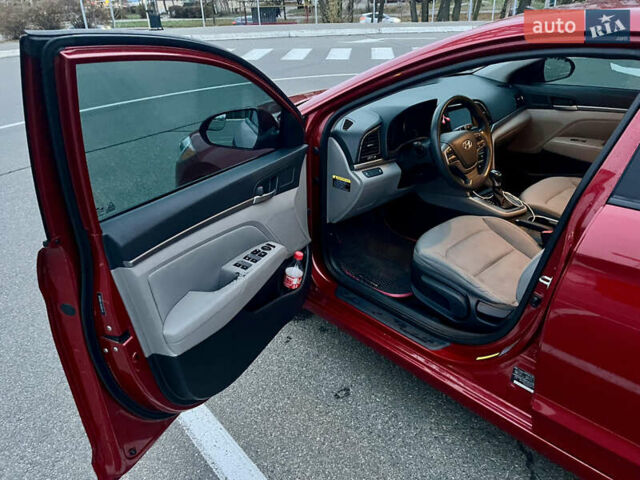 Красный Хендай Элантра, объемом двигателя 2 л и пробегом 182 тыс. км за 11500 $, фото 14 на Automoto.ua
