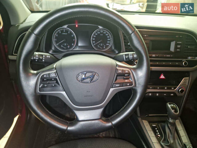 Червоний Хендай Елантра, об'ємом двигуна 1.59 л та пробігом 91 тис. км за 13000 $, фото 10 на Automoto.ua