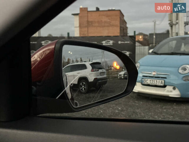 Красный Хендай Элантра, объемом двигателя 2 л и пробегом 85 тыс. км за 12000 $, фото 8 на Automoto.ua