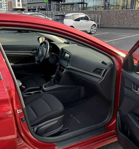 Хендай Элантра 2016 в Киеве на Automoto.ua Красный Хендай Элантра, объемом двигателя 2 л и пробегом 85 тыс. км за 12900 $, фото 19 на Automoto.ua