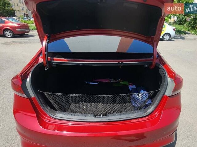 Червоний Хендай Елантра, об'ємом двигуна 2 л та пробігом 177 тис. км за 10000 $, фото 8 на Automoto.ua