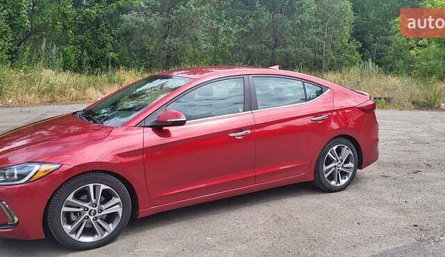 Красный Хендай Элантра, объемом двигателя 2 л и пробегом 69 тыс. км за 12000 $, фото 3 на Automoto.ua