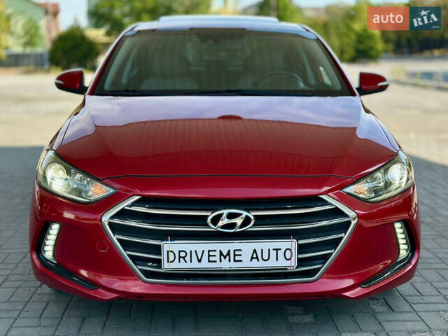 Хендай Элантра 2016 в Днепре (Днепропетровске) на Automoto.ua Красный Хендай Элантра, объемом двигателя 2 л и пробегом 184 тыс. км за 11599 $, фото 1 на Automoto.ua