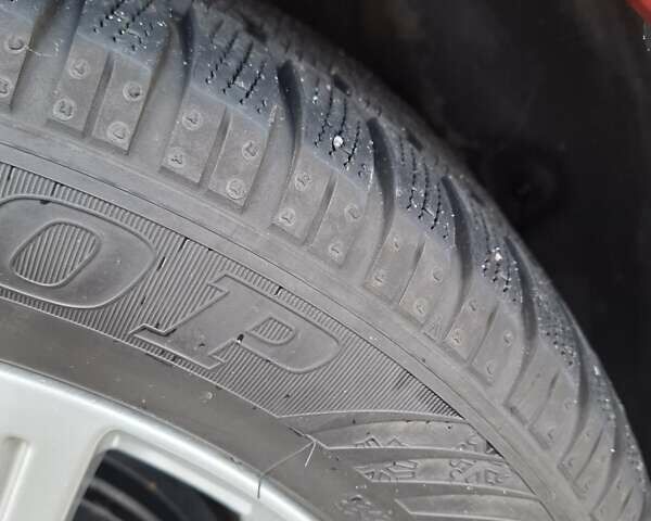 Червоний Хендай Елантра, об'ємом двигуна 2 л та пробігом 57 тис. км за 16300 $, фото 30 на Automoto.ua