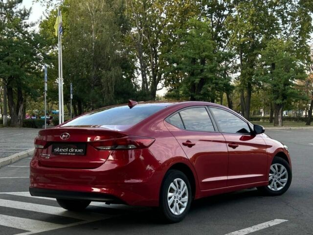 Червоний Хендай Елантра, об'ємом двигуна 2 л та пробігом 160 тис. км за 11300 $, фото 2 на Automoto.ua