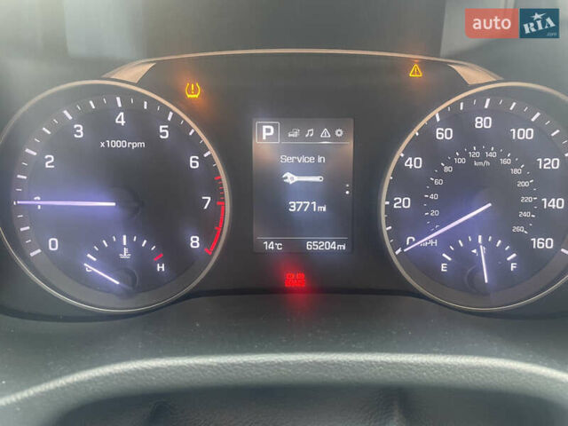 Хендай Элантра 2018 в Киеве на Automoto.ua Красный Хендай Элантра, объемом двигателя 2 л и пробегом 105 тыс. км за 13000 $, фото 16 на Automoto.ua