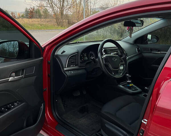 Красный Хендай Элантра, объемом двигателя 1.59 л и пробегом 124 тыс. км за 13500 $, фото 7 на Automoto.ua