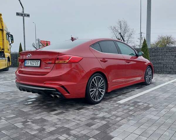 Красный Хендай Элантра, объемом двигателя 1.6 л и пробегом 94 тыс. км за 13400 $, фото 1 на Automoto.ua