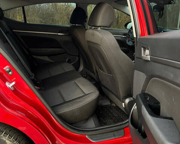 Красный Хендай Элантра, объемом двигателя 1.59 л и пробегом 124 тыс. км за 13500 $, фото 18 на Automoto.ua