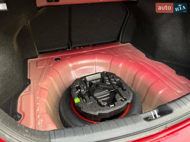 Красный Хендай Элантра, объемом двигателя 1.59 л и пробегом 124 тыс. км за 13500 $, фото 25 на Automoto.ua
