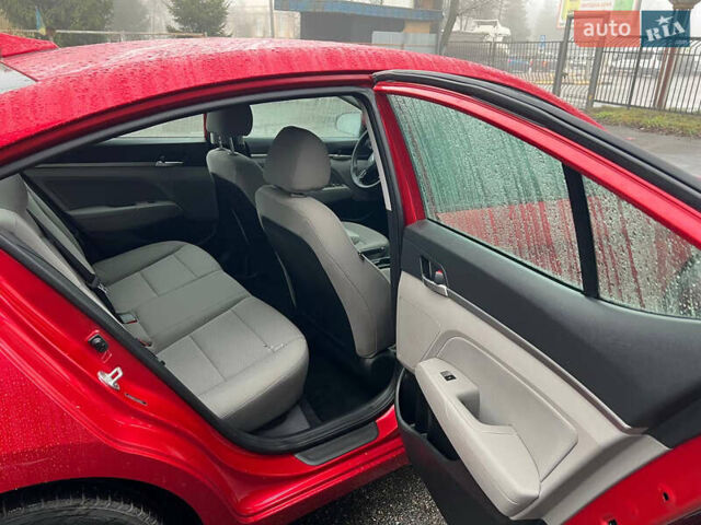 Красный Хендай Элантра, объемом двигателя 2 л и пробегом 147 тыс. км за 13300 $, фото 9 на Automoto.ua