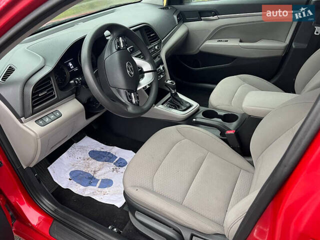 Красный Хендай Элантра, объемом двигателя 2 л и пробегом 147 тыс. км за 13300 $, фото 7 на Automoto.ua