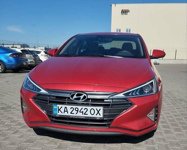Красный Хендай Элантра, объемом двигателя 2 л и пробегом 60 тыс. км за 13600 $, фото 1 на Automoto.ua