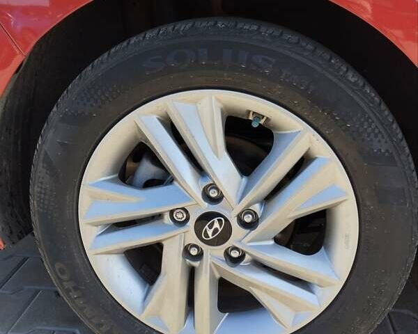 Красный Хендай Элантра, объемом двигателя 2 л и пробегом 60 тыс. км за 13600 $, фото 8 на Automoto.ua