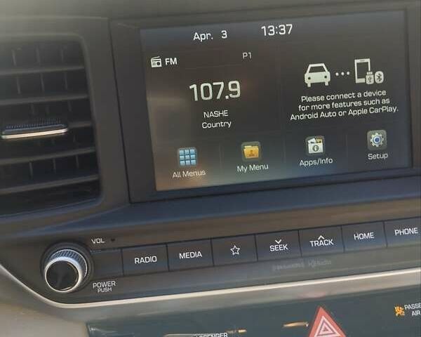 Красный Хендай Элантра, объемом двигателя 2 л и пробегом 60 тыс. км за 13600 $, фото 15 на Automoto.ua