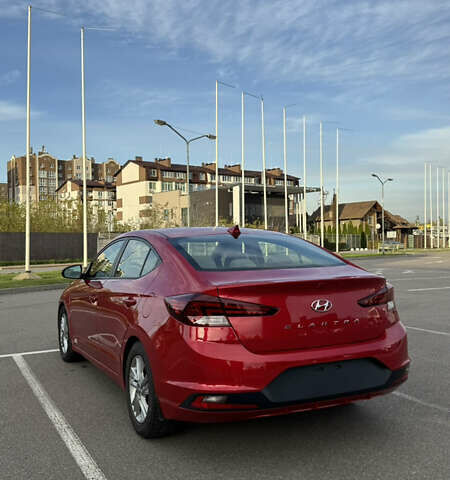 Красный Хендай Элантра, объемом двигателя 2 л и пробегом 40 тыс. км за 13200 $, фото 5 на Automoto.ua