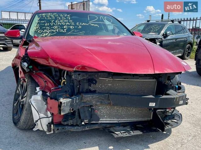 Красный Хендай Элантра, объемом двигателя 2 л и пробегом 77 тыс. км за 8500 $, фото 1 на Automoto.ua