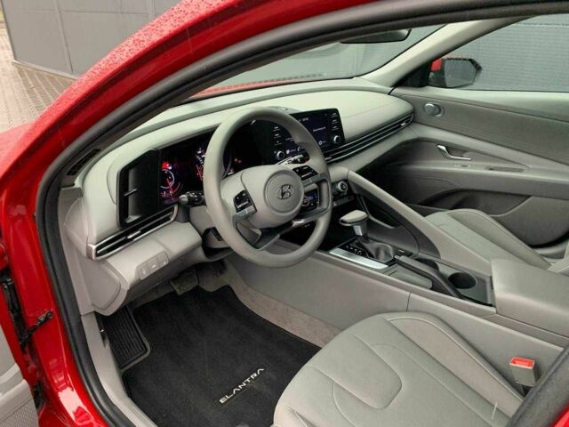 Червоний Хендай Елантра, об'ємом двигуна 2 л та пробігом 90 тис. км за 4275 $, фото 9 на Automoto.ua