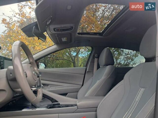 Червоний Хендай Елантра, об'ємом двигуна 2 л та пробігом 91 тис. км за 17500 $, фото 10 на Automoto.ua