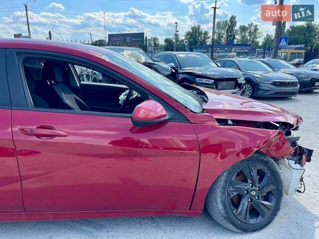 Красный Хендай Элантра, объемом двигателя 2 л и пробегом 77 тыс. км за 8500 $, фото 4 на Automoto.ua