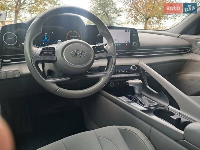 Червоний Хендай Елантра, об'ємом двигуна 2 л та пробігом 91 тис. км за 17500 $, фото 13 на Automoto.ua