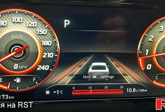 Красный Хендай Элантра, объемом двигателя 2 л и пробегом 77 тыс. км за 19300 $, фото 11 на Automoto.ua