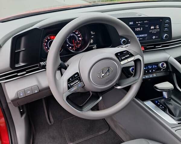 Красный Хендай Элантра, объемом двигателя 2 л и пробегом 15 тыс. км за 19500 $, фото 13 на Automoto.ua