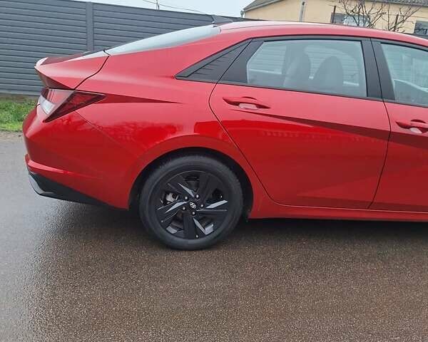 Красный Хендай Элантра, объемом двигателя 2 л и пробегом 15 тыс. км за 19500 $, фото 5 на Automoto.ua