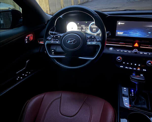 Красный Хендай Элантра, объемом двигателя 1.6 л и пробегом 92 тыс. км за 18999 $, фото 26 на Automoto.ua