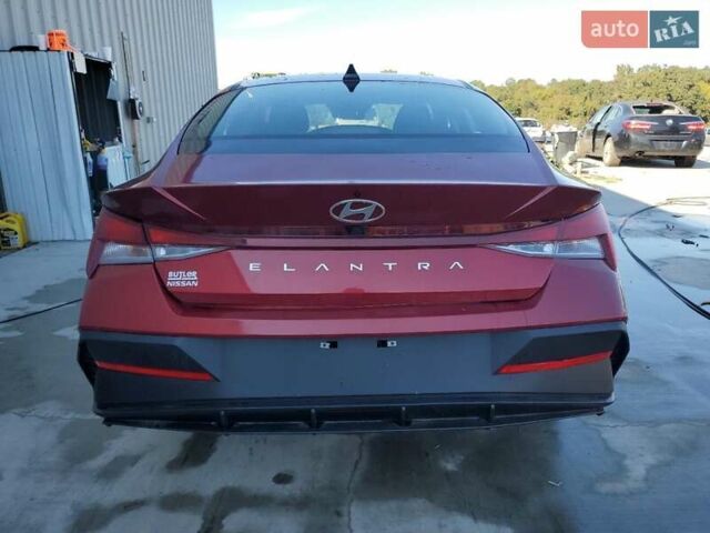 Хендай Элантра 2023 в Львове на Automoto.ua Красный Хендай Элантра, объемом двигателя 2 л и пробегом 53 тыс. км за 6100 $, фото 5 на Automoto.ua