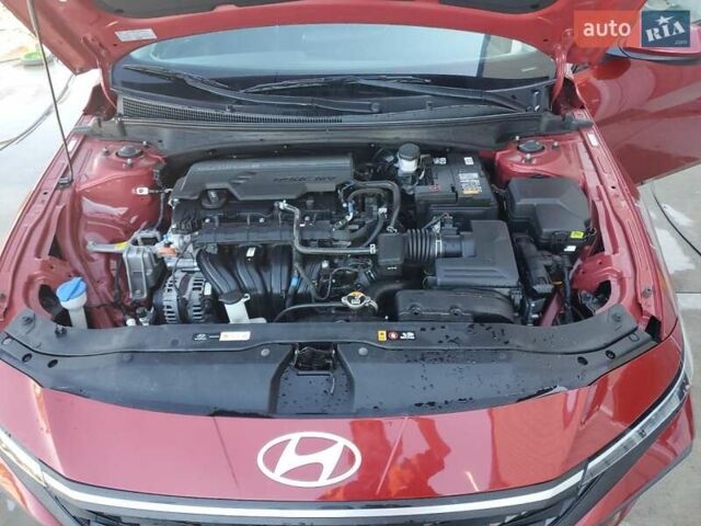 Хендай Элантра 2023 в Львове на Automoto.ua Красный Хендай Элантра, объемом двигателя 2 л и пробегом 53 тыс. км за 6100 $, фото 10 на Automoto.ua