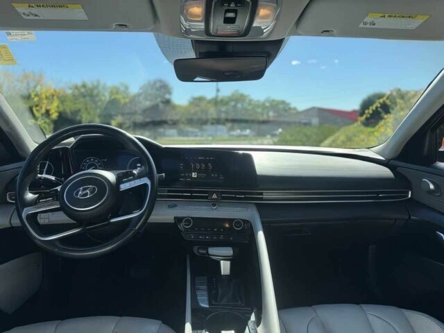 Красный Хендай Элантра, объемом двигателя 2 л и пробегом 14 тыс. км за 16300 $, фото 8 на Automoto.ua