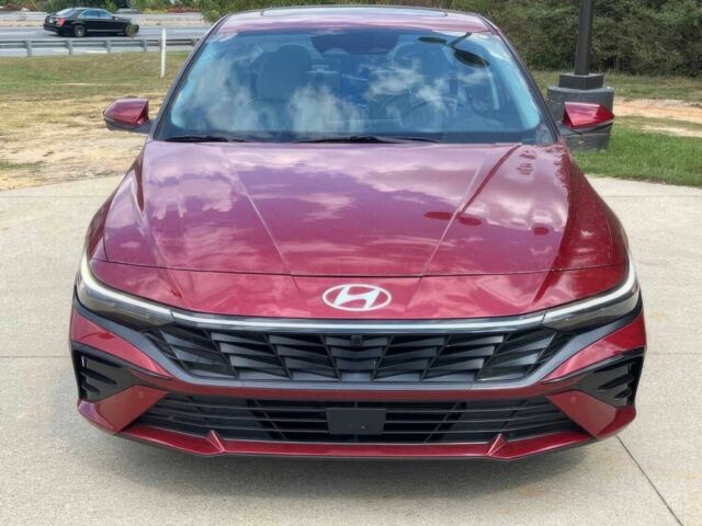 Хендай Элантра 2024 в Житомире на Automoto.ua Красный Хендай Элантра, объемом двигателя 2 л и пробегом 14 тыс. км за 9600 $, фото 1 на Automoto.ua