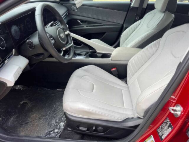 Хендай Элантра 2024 в Житомире на Automoto.ua Красный Хендай Элантра, объемом двигателя 2 л и пробегом 14 тыс. км за 9600 $, фото 8 на Automoto.ua