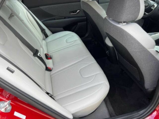 Хендай Элантра 2024 в Житомире на Automoto.ua Красный Хендай Элантра, объемом двигателя 2 л и пробегом 14 тыс. км за 9600 $, фото 10 на Automoto.ua