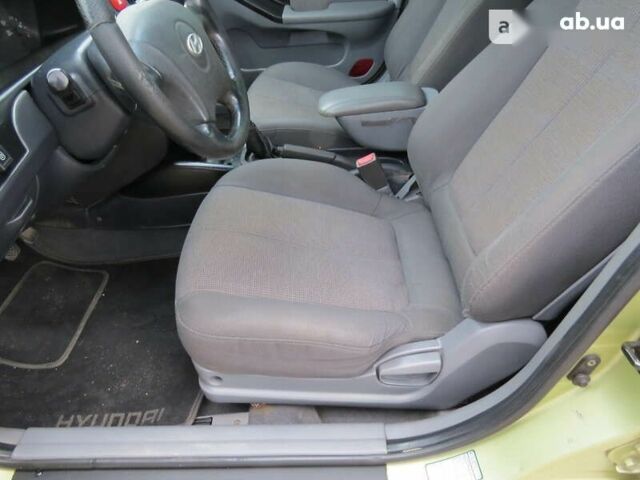 Хендай Елантра 2004 у Кропивницькому (Кіровограді) на Automoto.ua Хендай Елантра, об'ємом двигуна 0 л та пробігом 233 тис. км за 4300 $, фото 7 на Automoto.ua