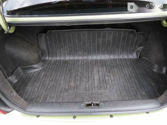 Хендай Елантра 2004 у Кропивницькому (Кіровограді) на Automoto.ua Хендай Елантра, об'ємом двигуна 0 л та пробігом 233 тис. км за 4300 $, фото 11 на Automoto.ua