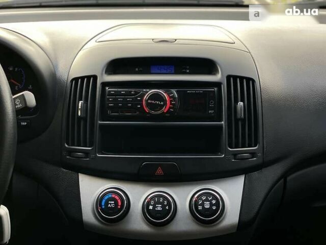 Хендай Элантра 2008 в Днепре (Днепропетровске) на Automoto.ua Хендай Элантра, объемом двигателя 1.6 л и пробегом 194 тыс. км за 6499 $, фото 12 на Automoto.ua