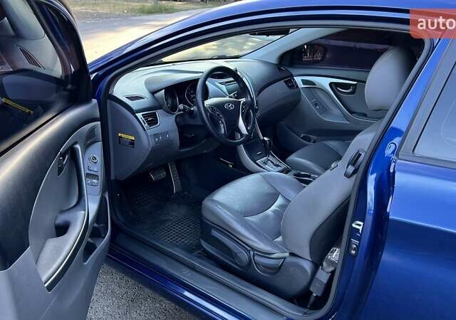 Хендай Элантра, объемом двигателя 1.8 л и пробегом 159 тыс. км за 8500 $, фото 5 на Automoto.ua