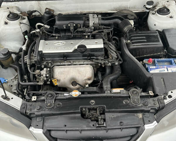 Хендай Елантра, об'ємом двигуна 1.6 л та пробігом 312 тис. км за 3000 $, фото 7 на Automoto.ua