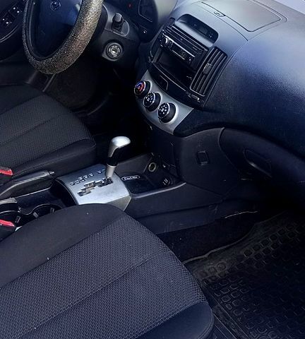 Хендай Елантра, об'ємом двигуна 1.7 л та пробігом 207 тис. км за 5500 $, фото 1 на Automoto.ua