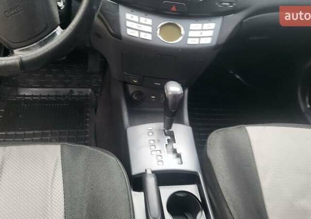 Хендай Элантра 2008 в Вознесенске на Automoto.ua Хендай Элантра, объемом двигателя 1.59 л и пробегом 146 тыс. км за 6800 $, фото 11 на Automoto.ua