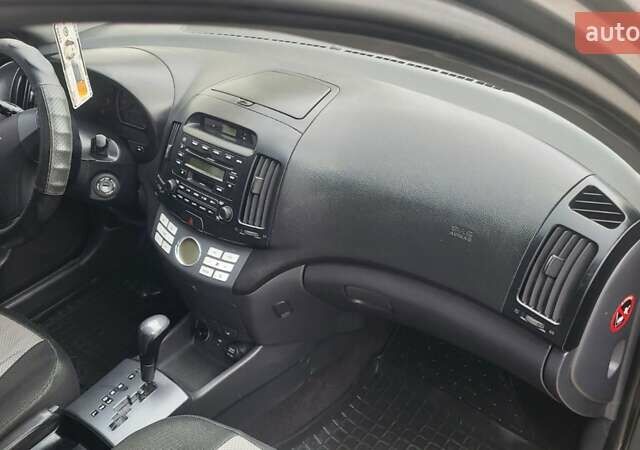 Хендай Элантра 2008 в Вознесенске на Automoto.ua Хендай Элантра, объемом двигателя 1.59 л и пробегом 146 тыс. км за 6800 $, фото 10 на Automoto.ua