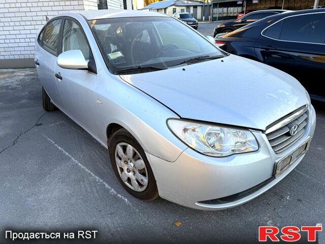 Хендай Елантра, об'ємом двигуна 1.6 л та пробігом 0 тис. км за 2400 $, фото 1 на Automoto.ua
