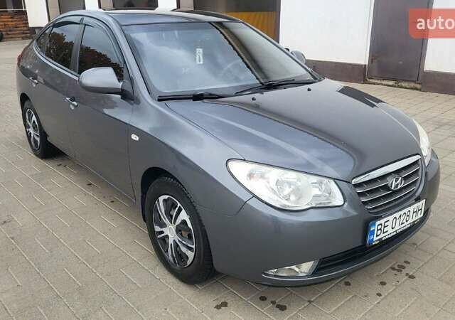 Хендай Элантра 2008 в Вознесенске на Automoto.ua Хендай Элантра, объемом двигателя 1.59 л и пробегом 146 тыс. км за 6800 $, фото 3 на Automoto.ua